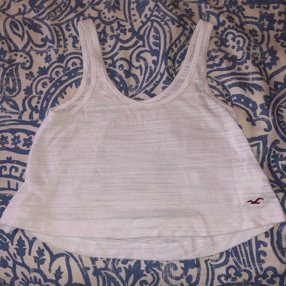 Flowy Hollister tank